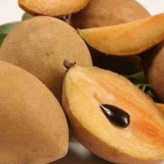 Sapoda fruits 