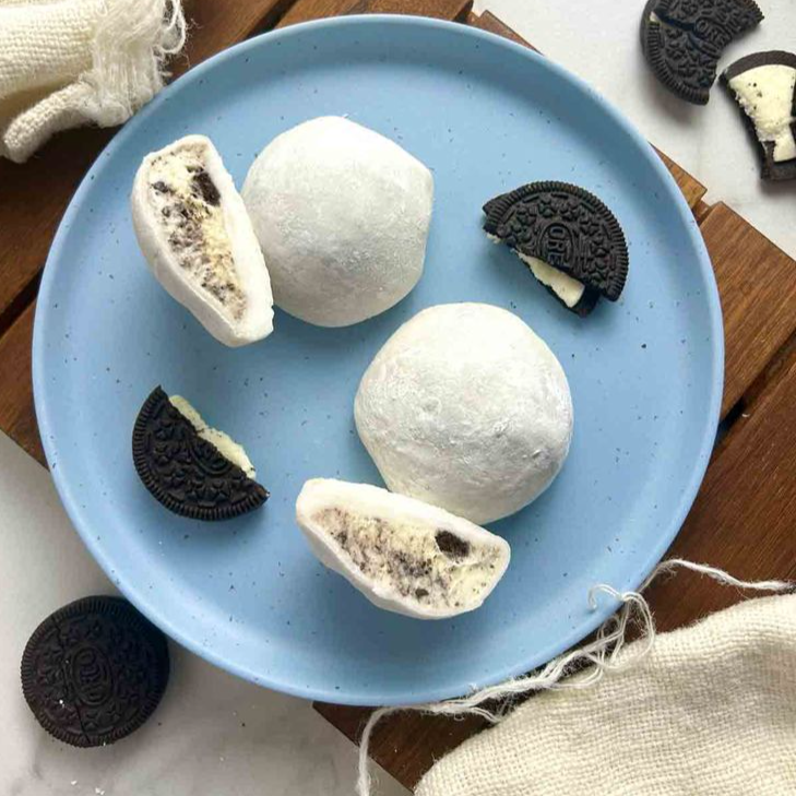 Cookies 'n cream Mochi
