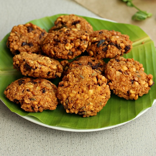 Paruppu Vadai (4 Nos)