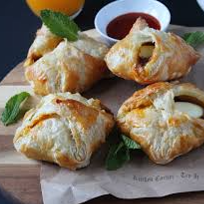 Egg Puffs (3 Nos) Main Image