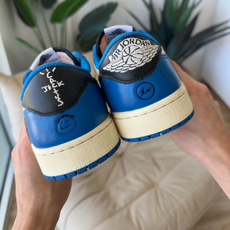 Fragment x Travis Scott x Nike Air Jordan 1 Retro Low ❦ - Thumbnail (Preview) 5