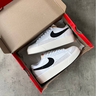 Nike Blazer Low Platform Vintage White Black - Thumbnail 2