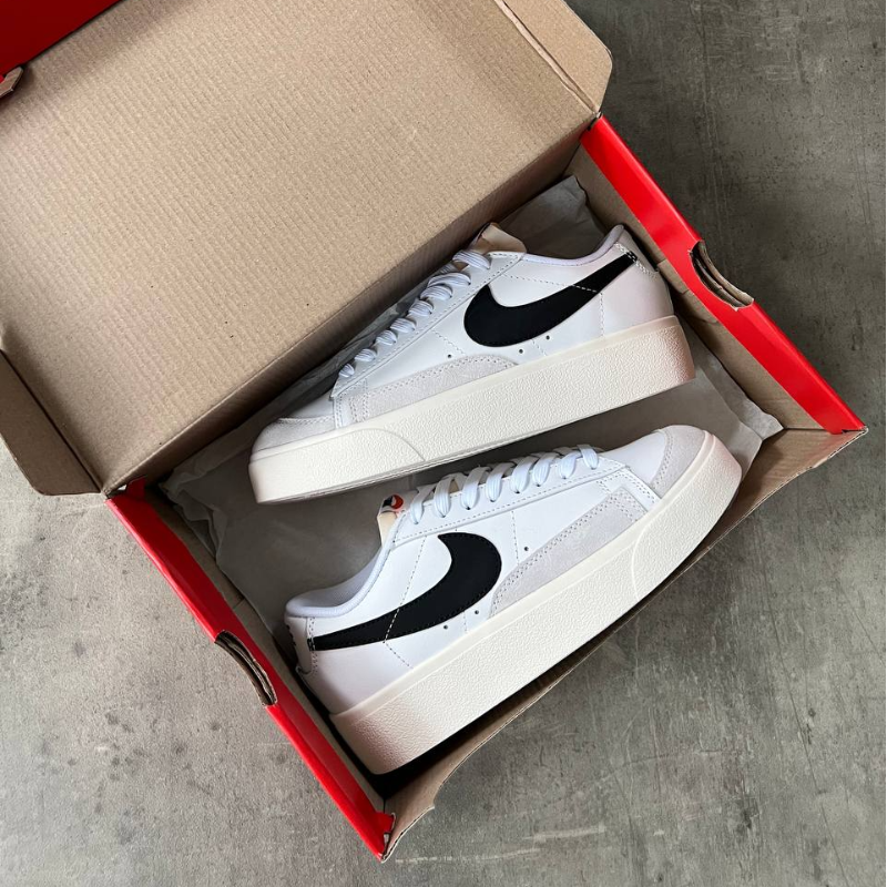 Nike Blazer Low Platform Vintage White Black - Thumbnail (Preview) 2