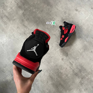 Nike Air Jordan 4 Retro Black 'Red Thunder' - Thumbnail 4