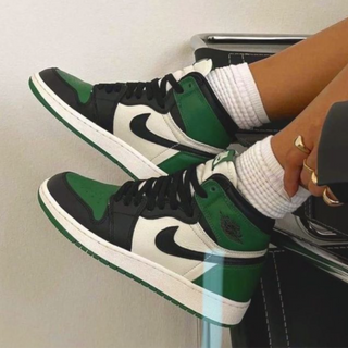 Nike Air Jordan 1 Retro High OG 'Pine Green'