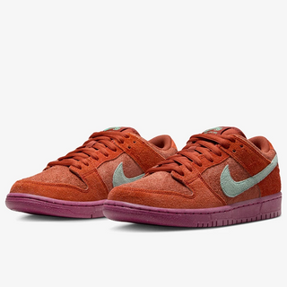 Nike Dunk Low SB 'Mystic Red Rosewood' - Thumbnail 2