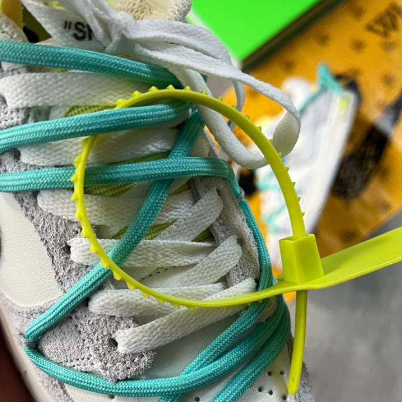 Off White x Nike Dunk  Low “Lot 14” - Thumbnail (Preview) 3