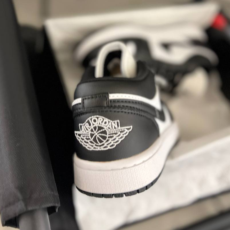 Nike Air Jordan 1 Low 'Panda'  - Thumbnail (Preview) 3