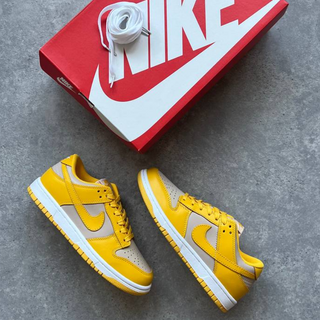 Nike Dunk Low 'Citron Pulse' - Thumbnail 4