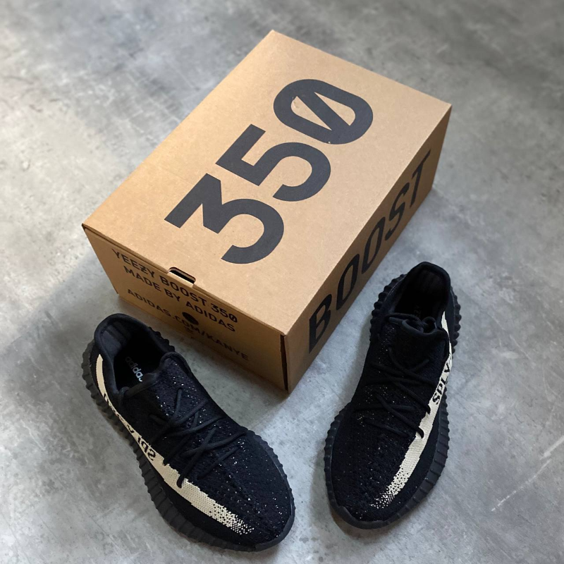 Yeezy Boost 350 V2 'Oreo' - Thumbnail (Preview) 2