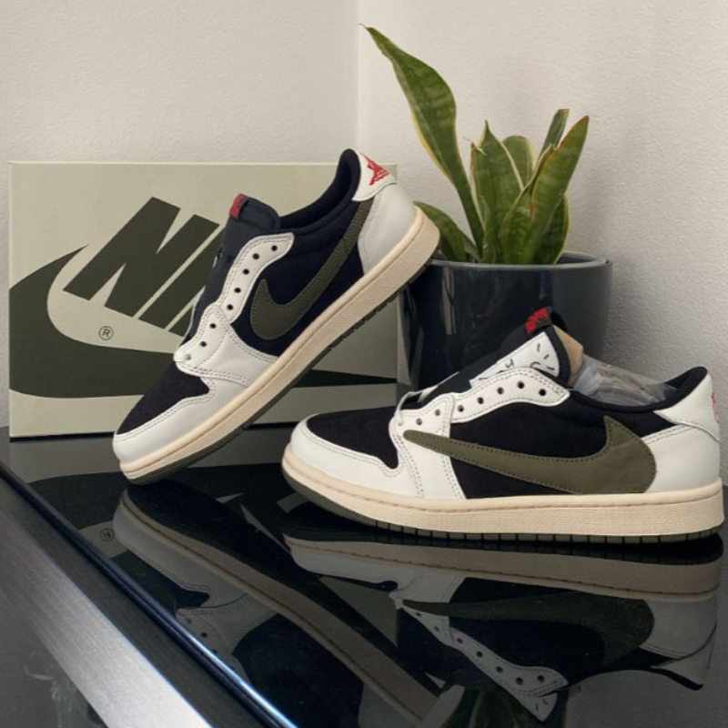 Travis Scott x Wmns Nike Air Jordan 1 Retro Low OG SP 'Olive' - Thumbnail (Preview) 3