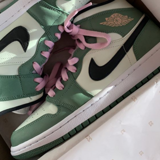 Nike Air Jordan 1 Mid SE 'Dutch Green' - Thumbnail 4