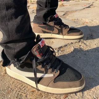 Travis Scott x Nike Air Jordan 1 Low 'Mocha' - Thumbnail 2