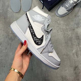 Dior x Nike Air Jordan 1 High - Thumbnail 3