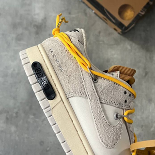 Off White x Nike Dunk  Low “Lot 39”  - Thumbnail 2