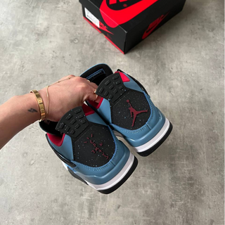 Travis Scott x Nike Air Jordan 4 Retro 'Cactus Jack' - Thumbnail 3