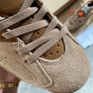 Travis Scott x Air Jordan 6 Retro 'British Khaki' - Thumbnail 2