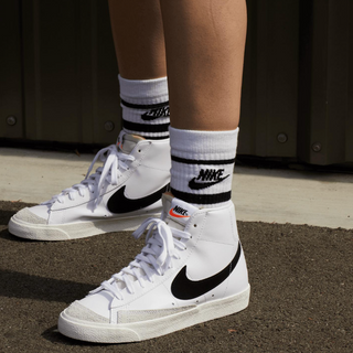 Nike Blazer Mid 77 Vintage White Black ❦ - Thumbnail 3