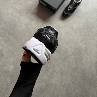 New Balance 725 Black White - Thumbnail 2