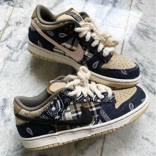 Travis Scott x SB Dunk Low PRM QS 'Cactus Jack - Special Box' - Thumbnail 2