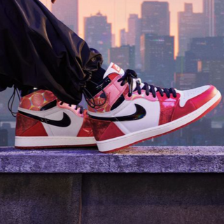 Marvel x Nike Air Jordan 1 Retro High OG 'Next Chapter' Spiderverse - Thumbnail 5