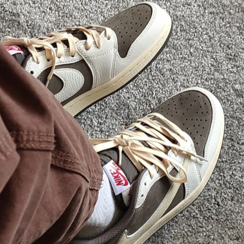 Travis Scott x Nike Air Jordan 1 Retro Low OG 'Reverse Mocha' ❦ - Thumbnail (Preview) 2