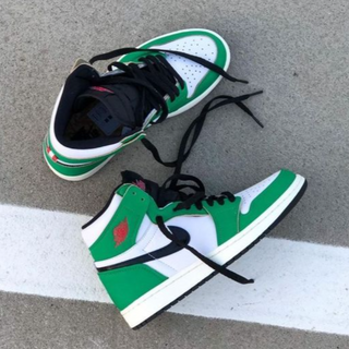 Nike Air Jordan 1 Retro High OG Lucky Green