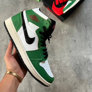 Nike Air Jordan 1 Retro High OG Lucky Green - Thumbnail 5