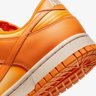 Nike Dunk Low 'Magma Orange' (W) - Thumbnail 6