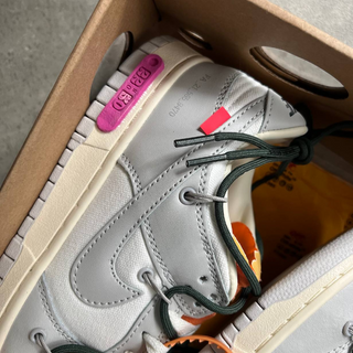 Off White x Nike Dunk  Low “Lot 22” - Thumbnail 2