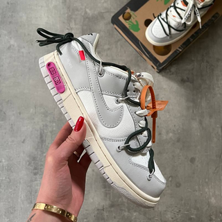 Off White x Nike Dunk  Low “Lot 22” - Thumbnail 6