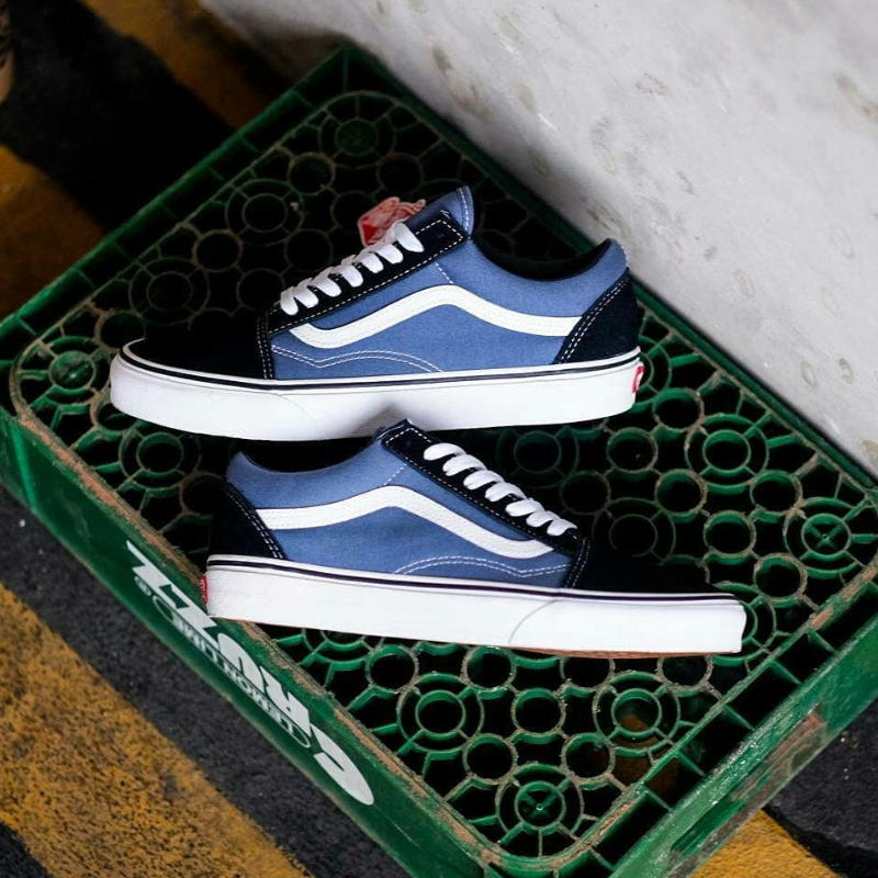 Vans Old Skool Navy White Main Image