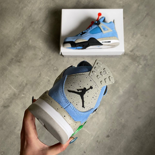 Nike Air Jordan 4 Retro 'University Blue' - Thumbnail 5