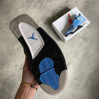 Nike Air Jordan 4 Retro 'University Blue' - Thumbnail 2