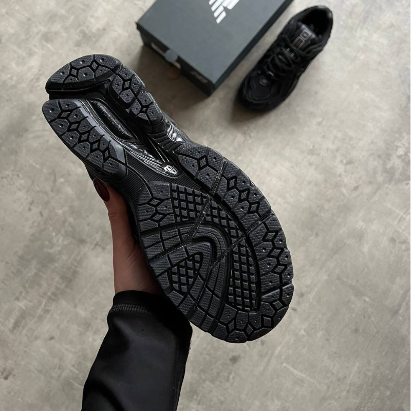 New Balance 1906D Protection Pack Triple Black - Thumbnail (Preview) 5