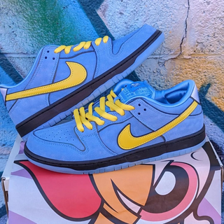 The Powerpuff Girls x Dunk Low Pro SB QS 'Bubbles'  - Thumbnail 2