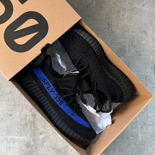 Yeezy Boost 350 V2 Dazzling Blue 