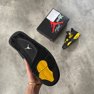 Nike Air Jordan 4 Retro Black Yellow 'Thunder' - Thumbnail 3