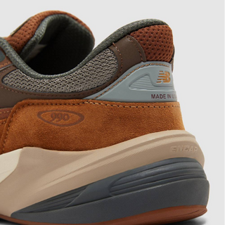 New Balance X Carhartt WIP 990 V6 - Thumbnail 4