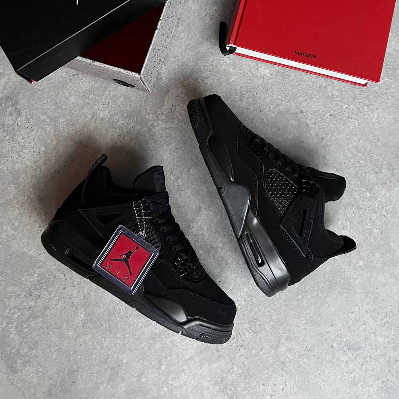 Nike Air Jordan 4 Retro 'Black Cat' 2022 - Thumbnail (Preview) 3