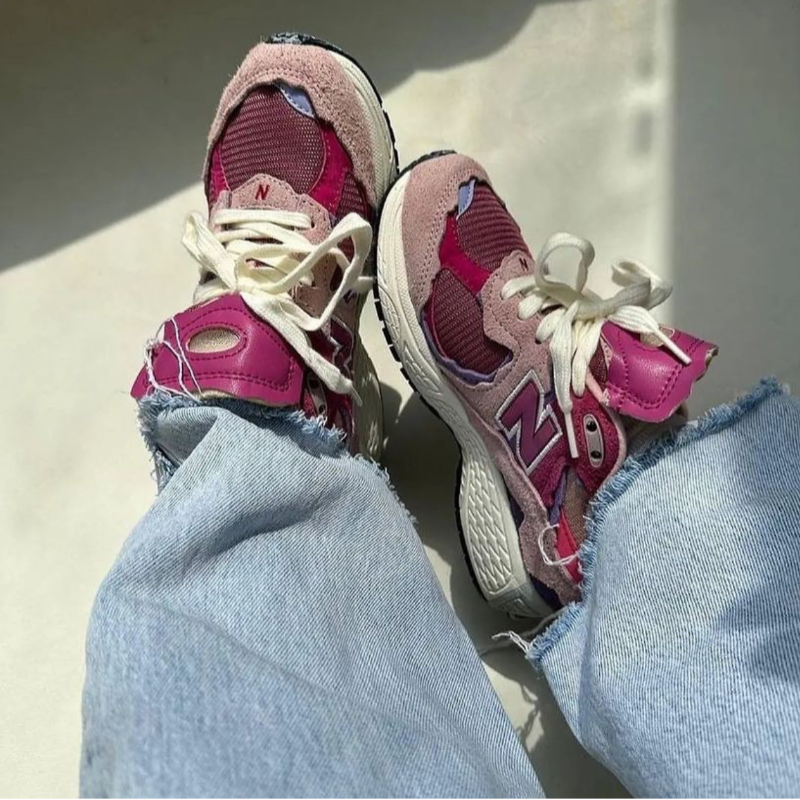 New Balance 2002R Pink Limited - Thumbnail (Preview) 2