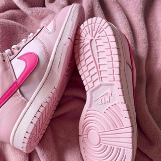 Nike WMNS Dunk Low Barbie  TD 'Triple Pink' ❦ - Thumbnail 3