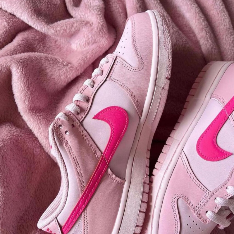 Nike WMNS Dunk Low Barbie  TD 'Triple Pink' - Thumbnail (Preview) 4