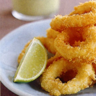 CALAMARI RING (IN BREAD CRAMPS)
