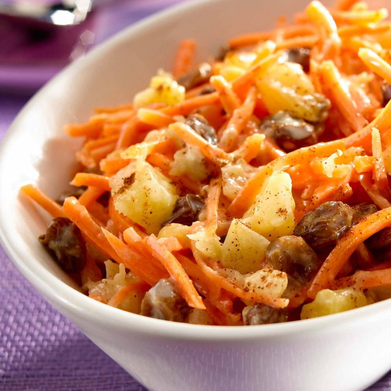 CARROTS AND PINEAPPLE SALAD