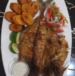 FISH CHOMA