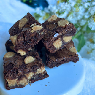 Mini Reese's Peanut Butter Brownies-6 pieces