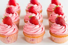 Strawberry cupcake with strawberry icing Large Image