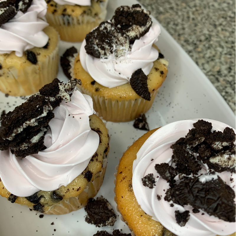 Cookies and Cream Cupcakes 