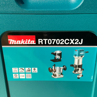 Oberfräse RT0702CX2J